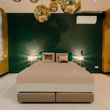 Designer Ξενοδοχείο *