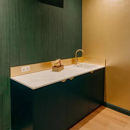 Designer فندق Heusy